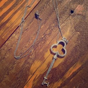 1/10 Carat diamond clover key necklace